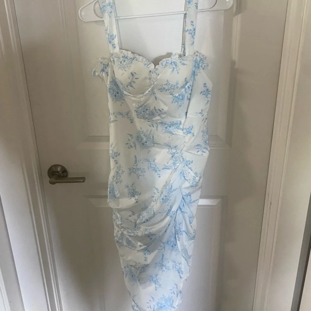 Cider | Dresses | Cider White And Blue Floral Dress | Poshmark Cider | Dresses | Cider White And Blue Floral Dress | Poshmark